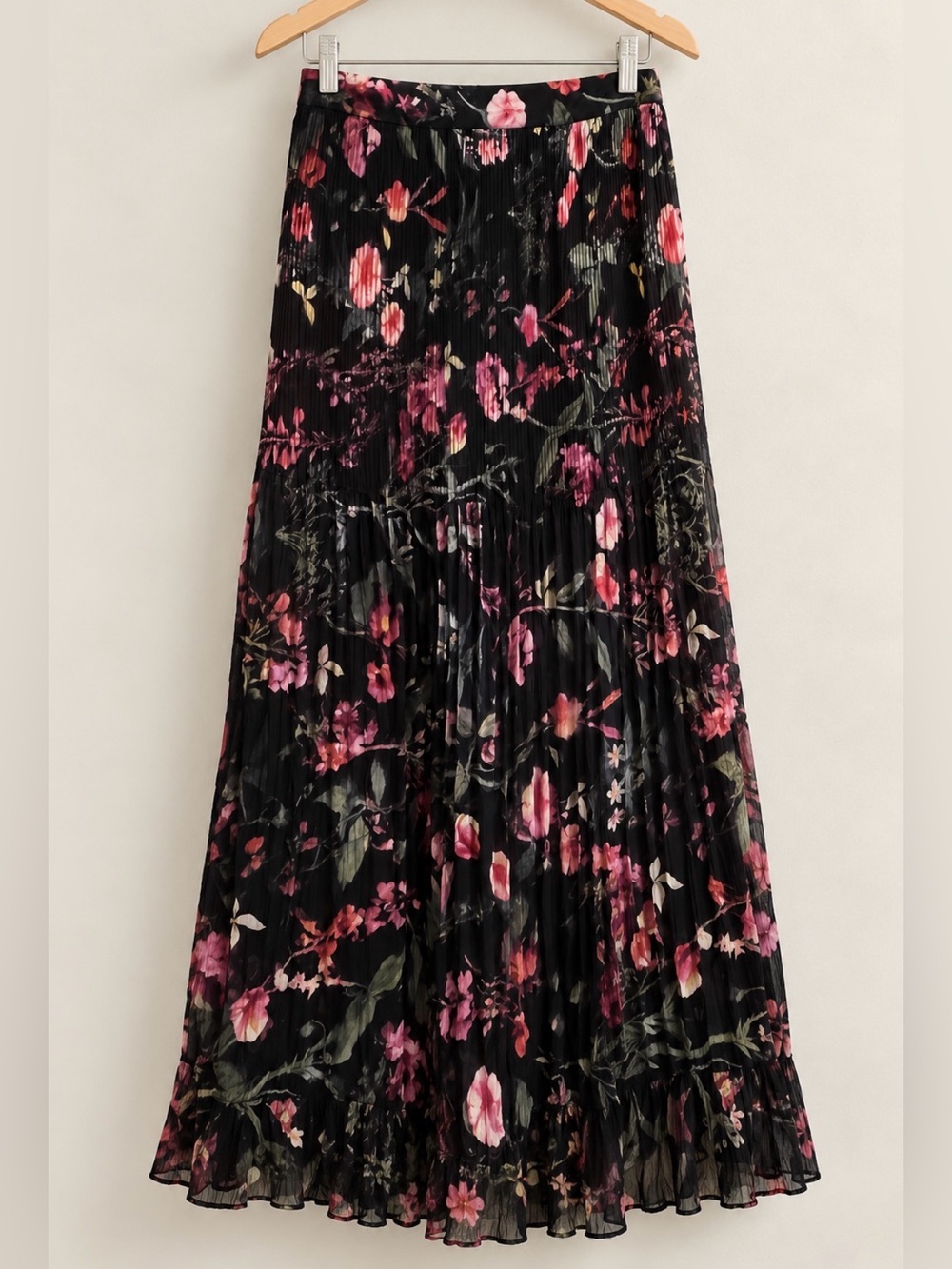 Lovely Black Floral Pleated Maxi Skirt - Elegant Women's Skirt
